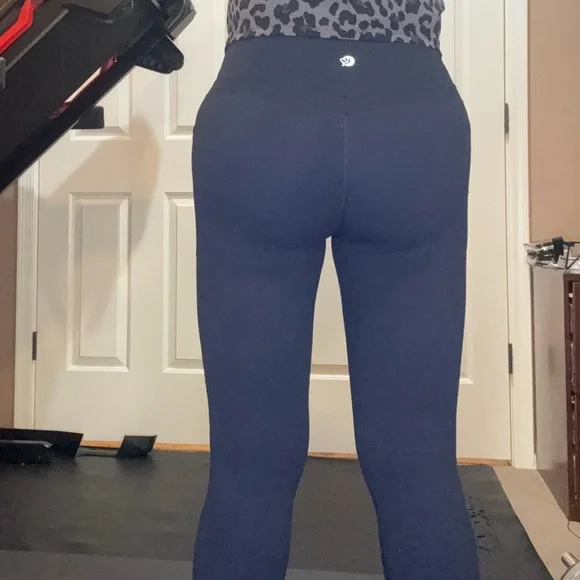 IUGA sandwich front Power Tight Leggings Set in Grey, Green, Navy, and Black - Picture 16 of 16